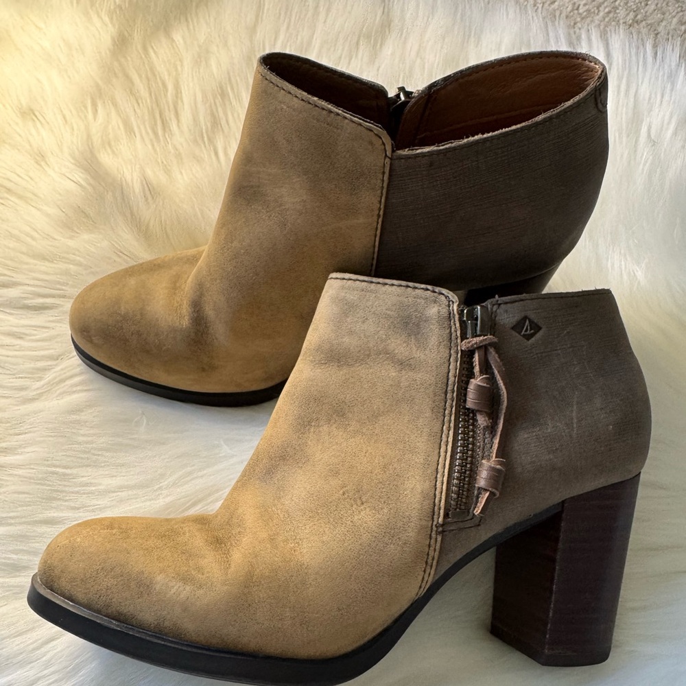 Sperry Boots